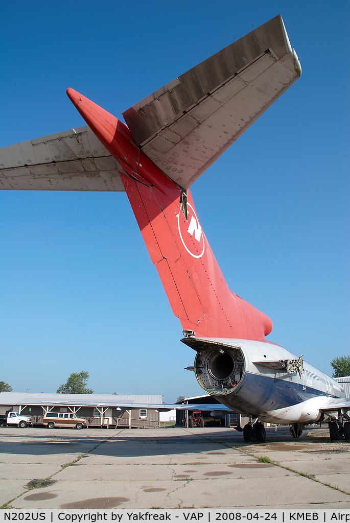 N202US, 1980 Boeing 727-251 C/N 22155, ex Northwest Boeing 727-200