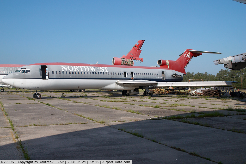 N290US, 1977 Boeing 727-251 C/N 21378, ex Northwest Boeing 727-200