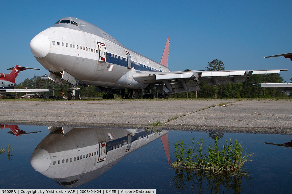 N602PR, 1970 Boeing 747-151 C/N 19779, ex Northwest Boeing 747 - reflection