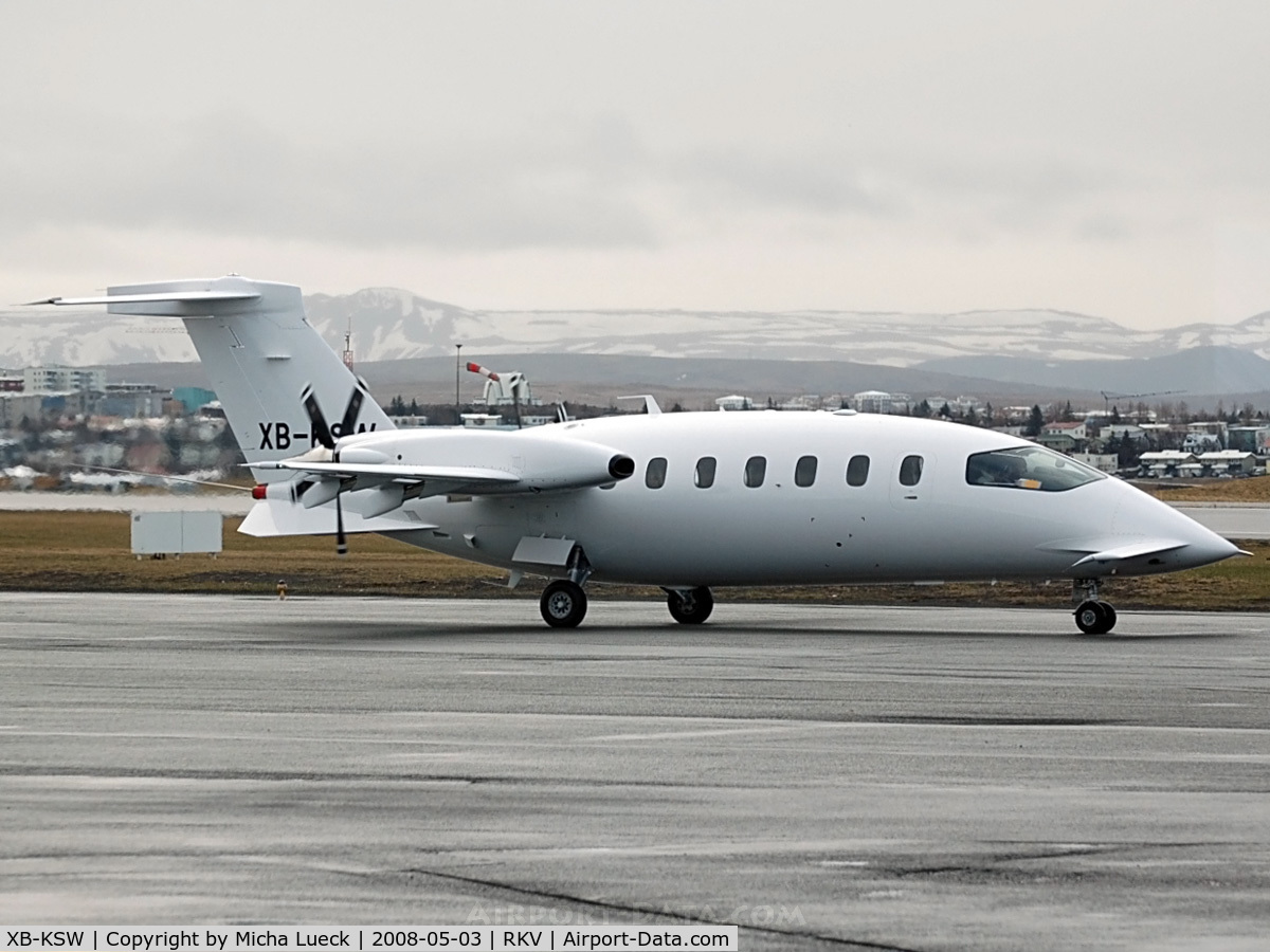 XB-KSW, 2008 Piaggio P-180 Avanti II C/N 1175, In Reykjavik