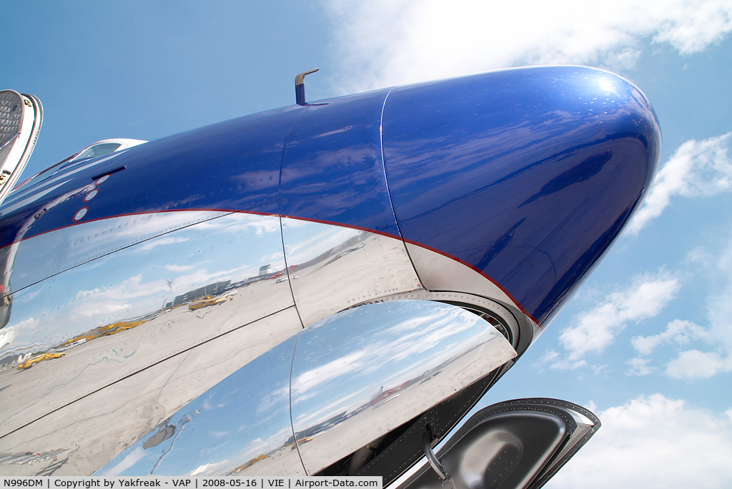 N996DM, 1958 Douglas DC-6B C/N 45563, Red Bull DC6