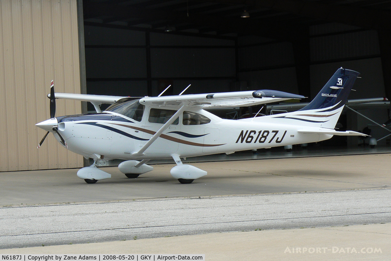 N6187J, 2008 Cessna 182T Skylane C/N 18282094, Registered as a new Cessna 182 - At Arlington Municipal