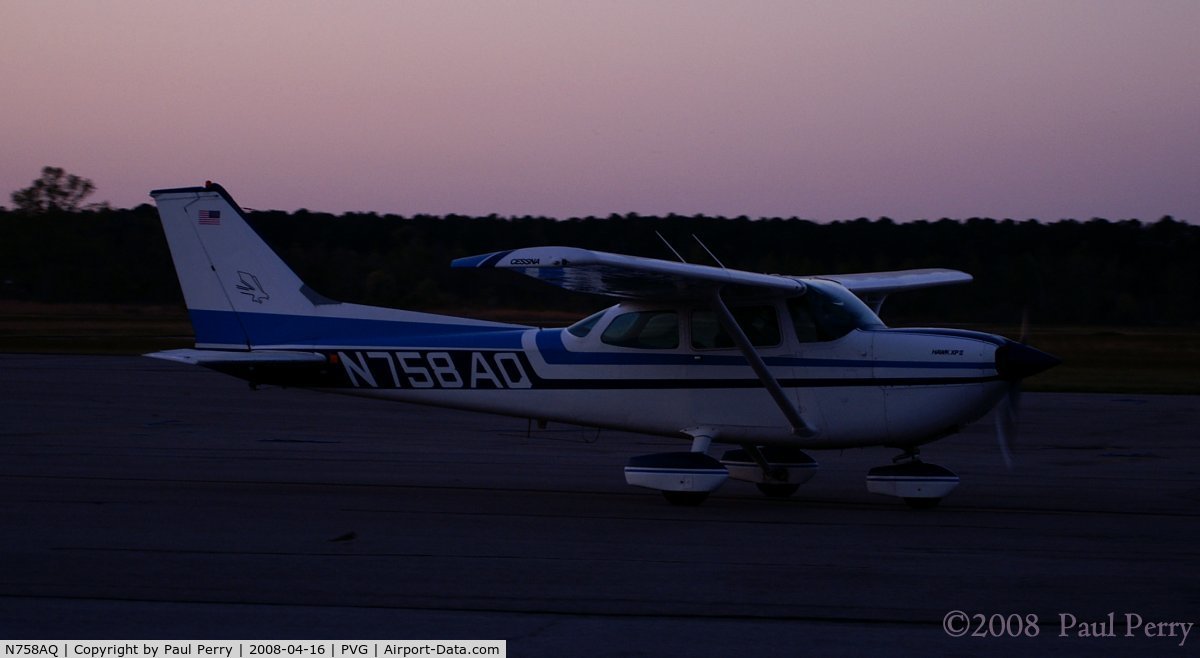 N758AQ, 1978 Cessna R172K Hawk XP C/N R1722945, Time to retire for the evening