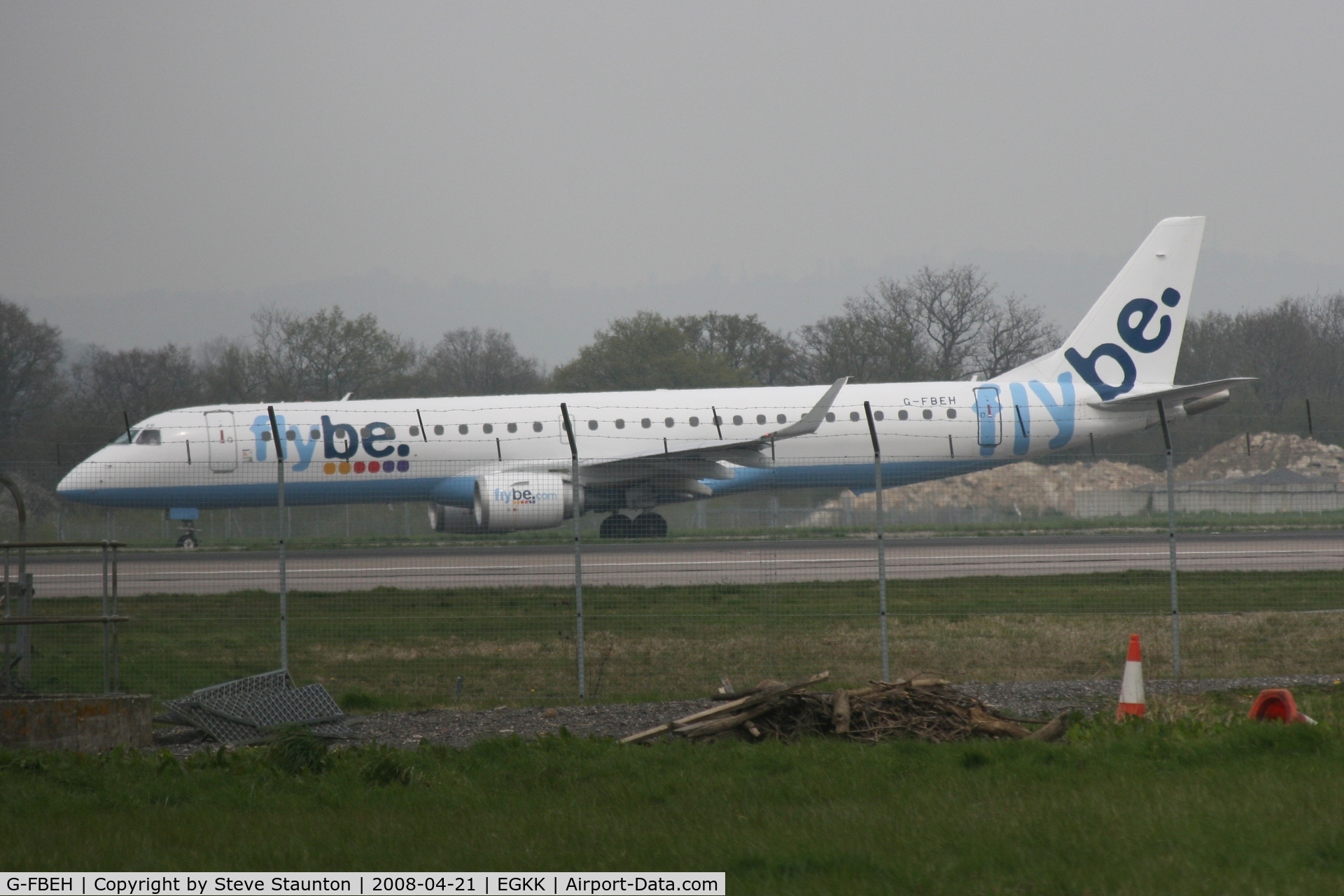 G-FBEH, 2007 Embraer 195LR (ERJ-190-200LR) C/N 19000128, Gatwick Airport 21/04/08 (married 19/04/08 - spotting two days later)