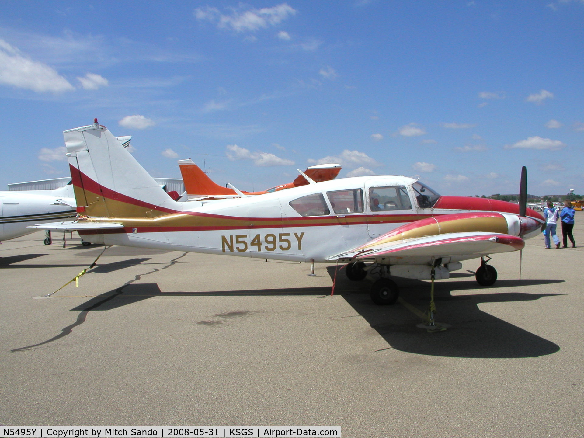 N5495Y, 1964 Piper PA-23-250 C/N 27-2588, Fleming Field Fly-In 2008.
