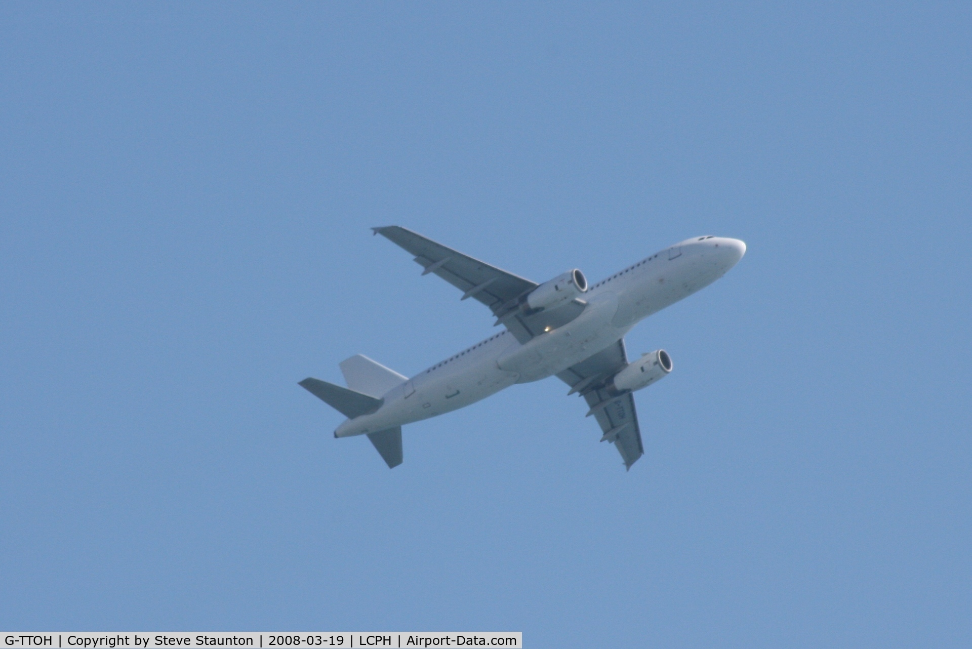 G-TTOH, 2003 Airbus A320-232 C/N 1993, Taken on the approach to Paphos Airport, Cyprus (Climbing out this way today)