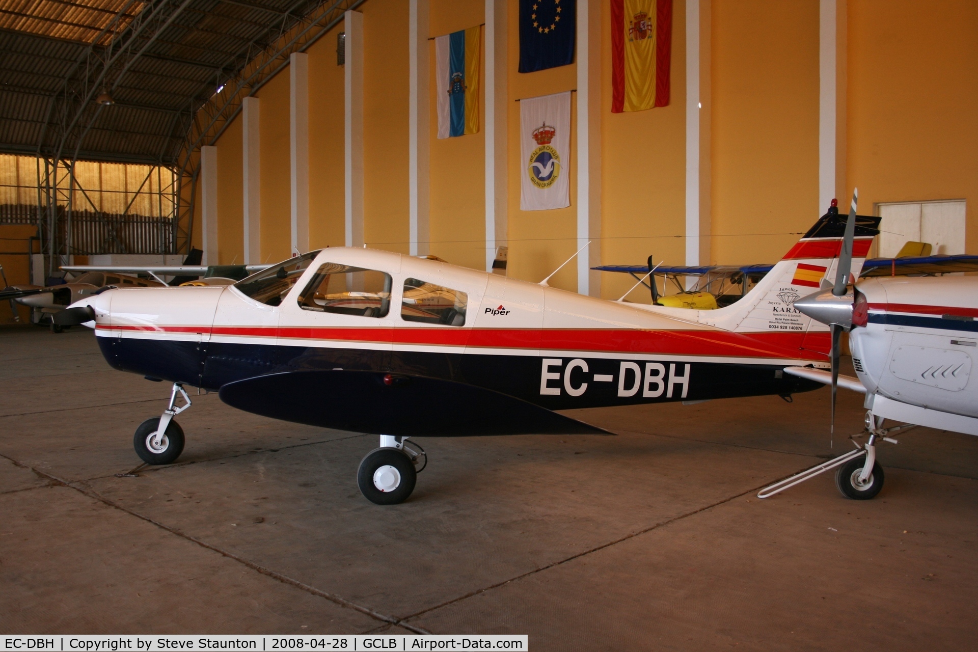 EC-DBH, Piper PA-28-140F Cherokee Cruiser C/N 28-7725281, Taken at El Berriel, Gran Canaria.