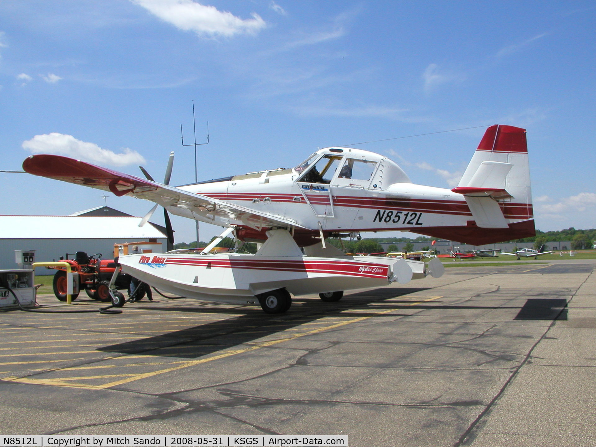 N8512L, 2004 Air Tractor Inc AT-802 C/N 802-0170, Fleming Field Fly-In 2008.