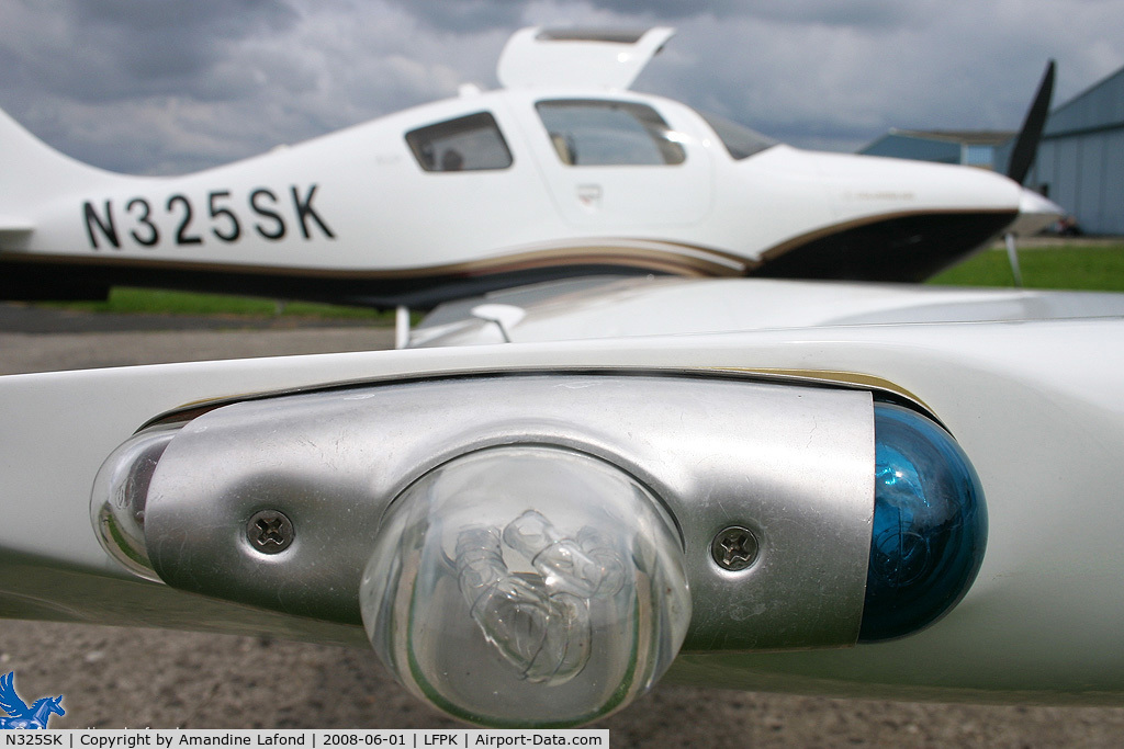 N325SK, 2005 Lancair LC41-550FG C/N 41528, @ CLM