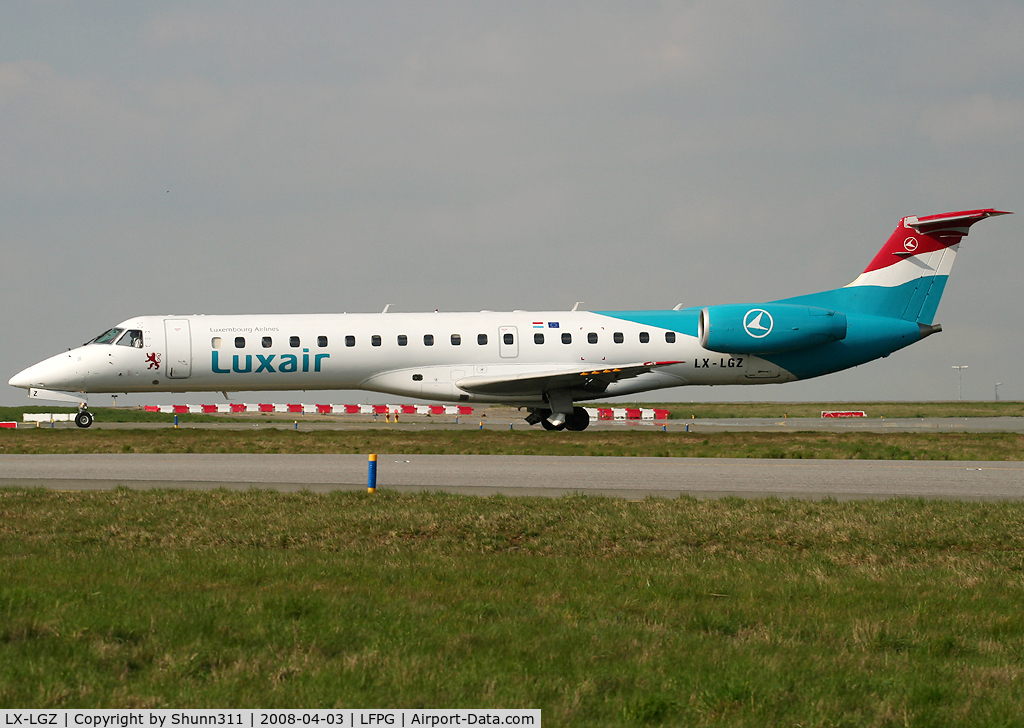 LX-LGZ, 2000 Embraer EMB-145LU (ERJ-145LU) C/N 145258, Rolling for departure...