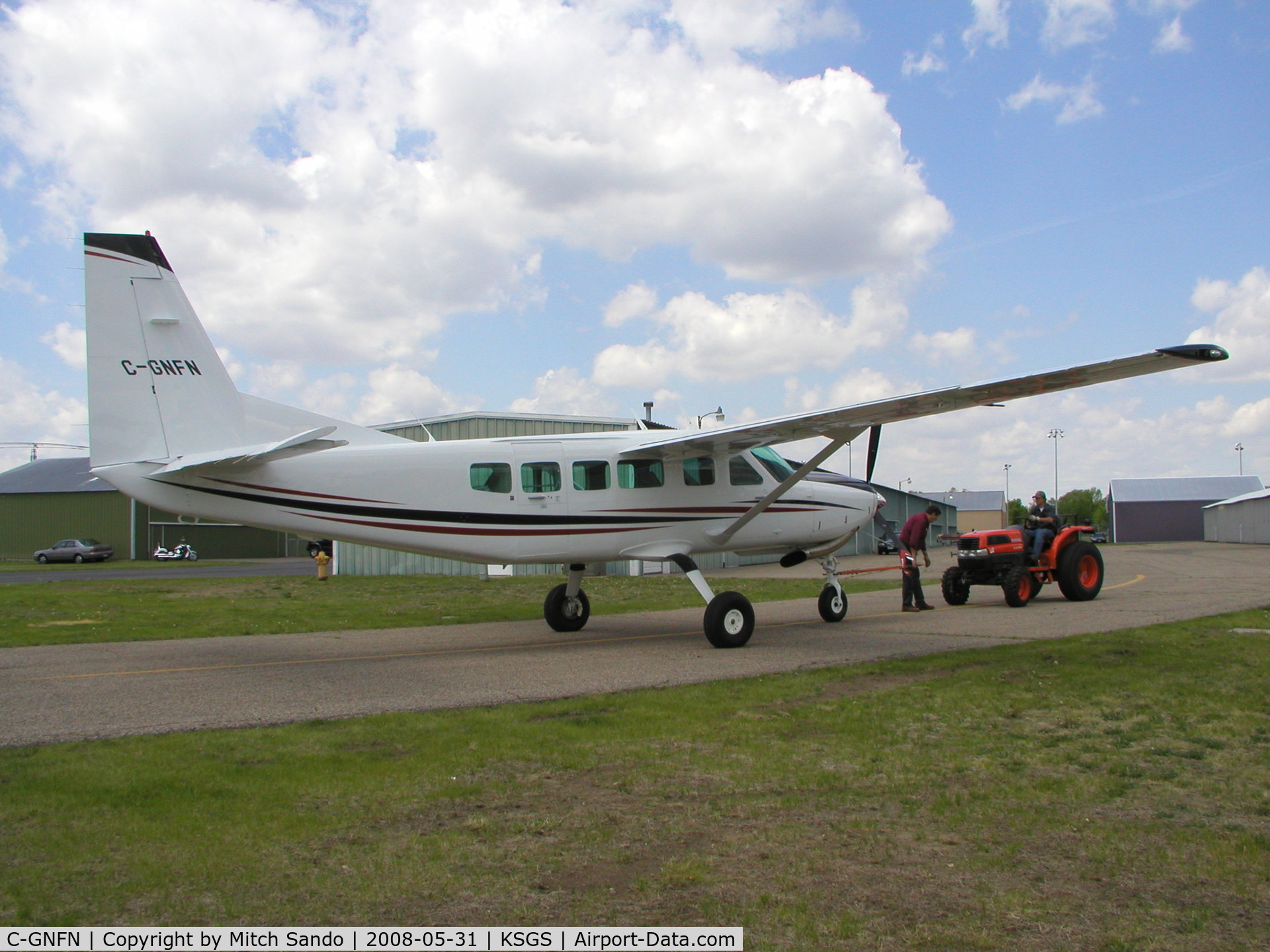 C-GNFN, 2008 Cessna 208 Caravan I C/N 20800502, Fleming Field Fly-In 2008.