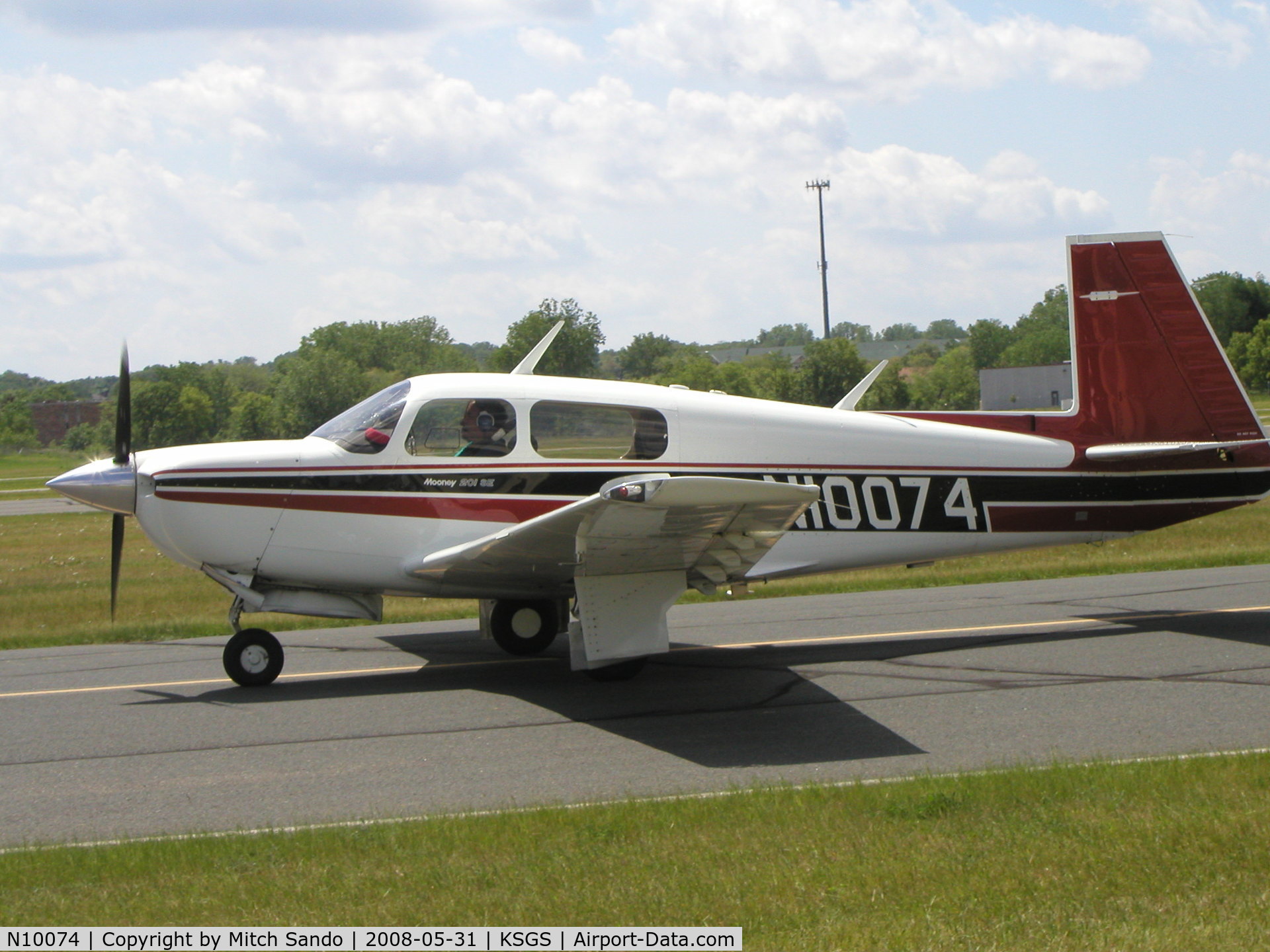 N10074, Mooney M20J 201 C/N 24-3096, Fleming Field Fly-In 2008.