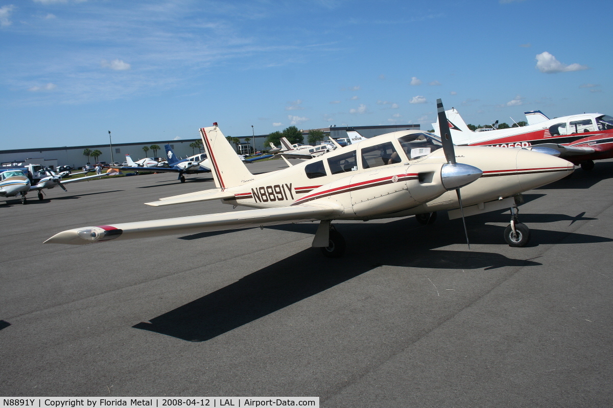 N8891Y, 1970 Piper PA-39-160 Twin Comanche C/R C/N 39-49, Piper PA-39