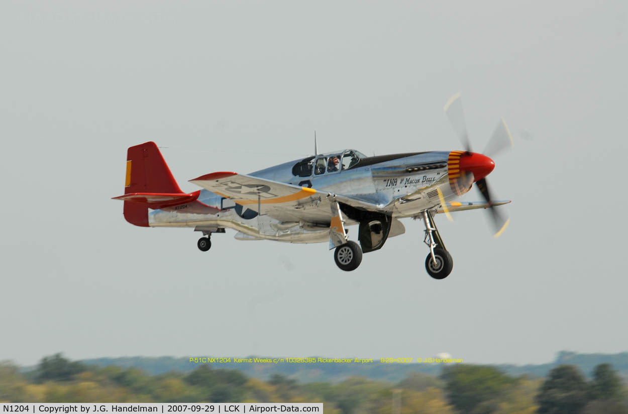 N1204, 1944 North American P-51C Mustang C/N 103-26385, Kermit Weeks on short final at 2007 Gathering