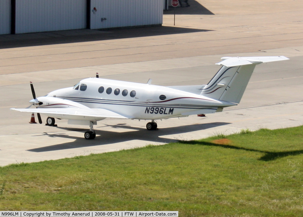 N996LM, 1976 Beech 200 King Air C/N BB-157, Parked at Fort Worth Meacham, from Huey flyby