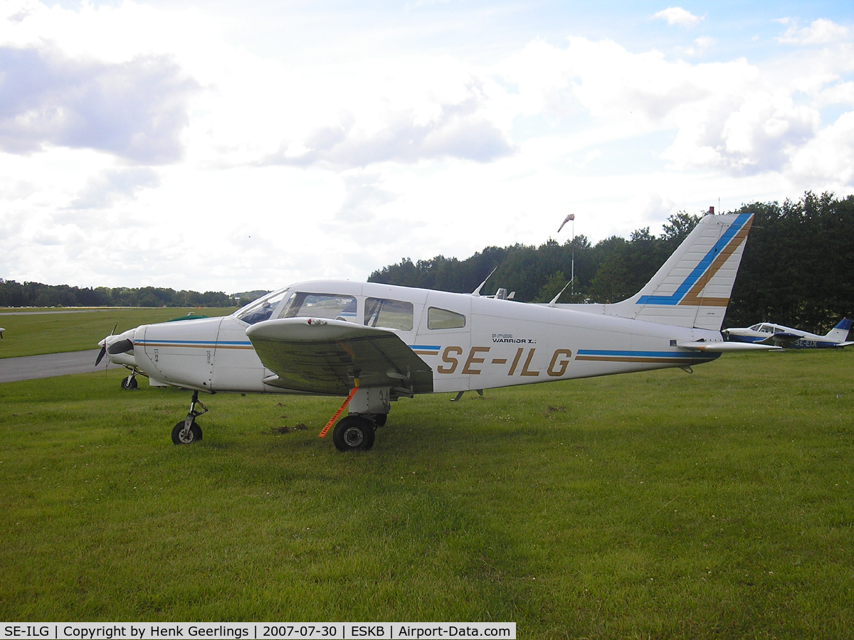 SE-ILG, 1982 Piper PA-28-161 Warrior II C/N 28-8216224, Barkarby Airport Sweden