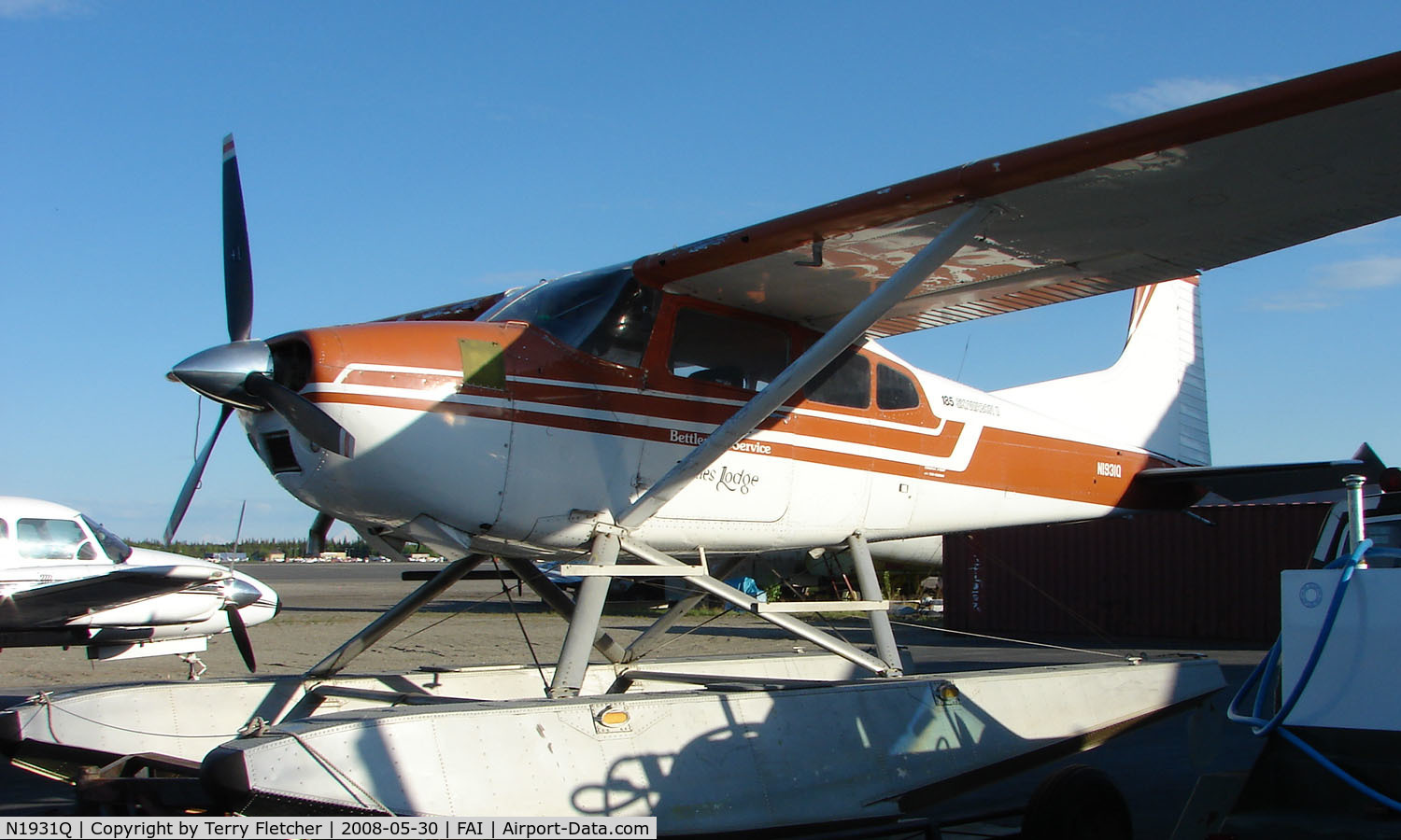 N1931Q, 1977 Cessna A185F Skywagon 185 C/N 18503504, Cessna 185F of Bettles Air at Fairbanks West ramp