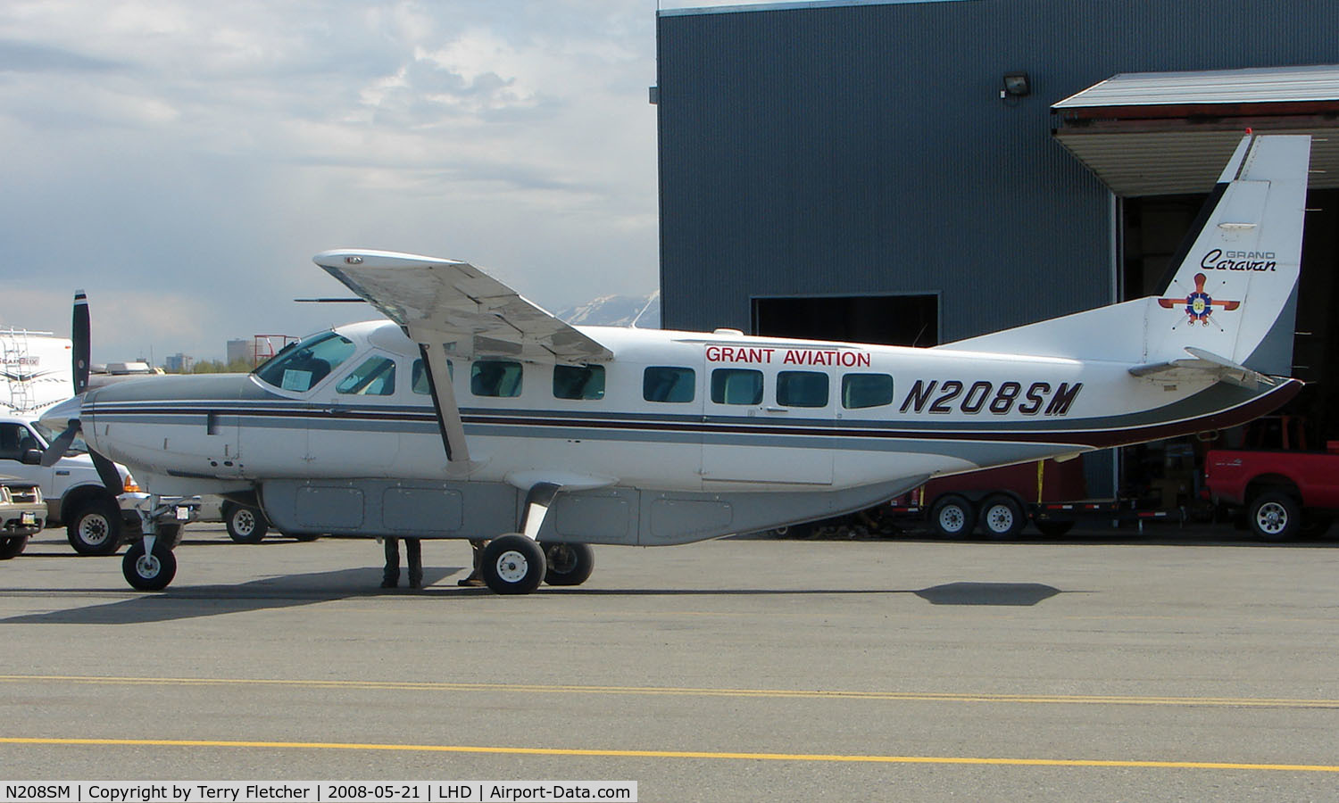 N208SM, 1999 Cessna 208B Grand Caravan C/N 208B-0749, Grant Aviation Cessna 208 Caravan at Lake Hood