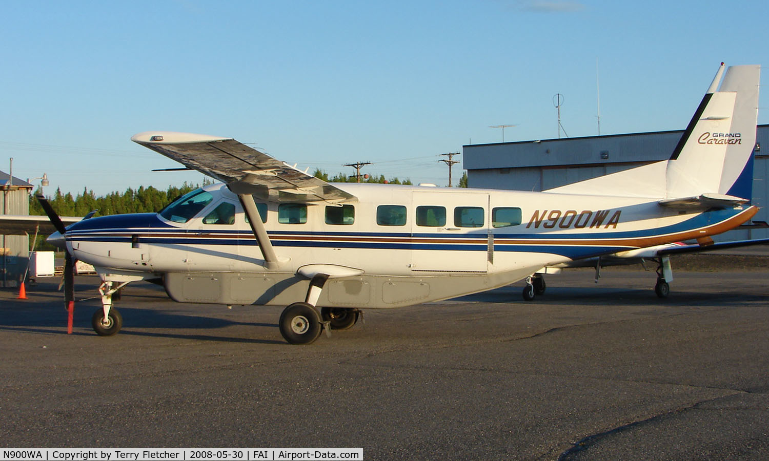 N900WA, 1998 Cessna 208B C/N 208B0659, Wright Air Services Cessna Caravan on Fairbanks East Ramp