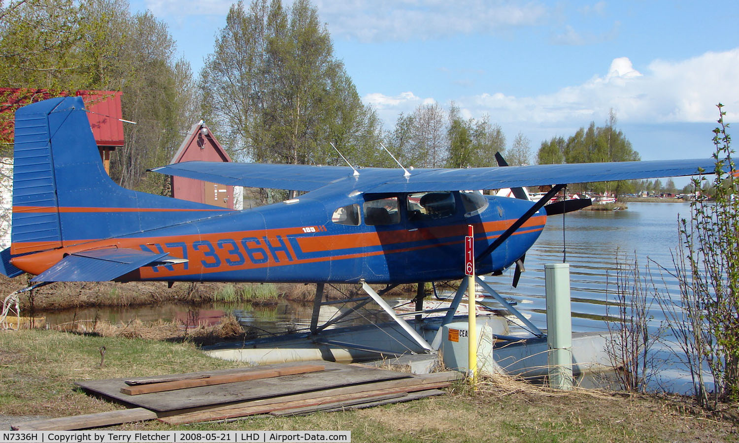 N7336H, 1977 Cessna A185F Skywagon 185 C/N 18503366, Cessna 185 at Lake Hood