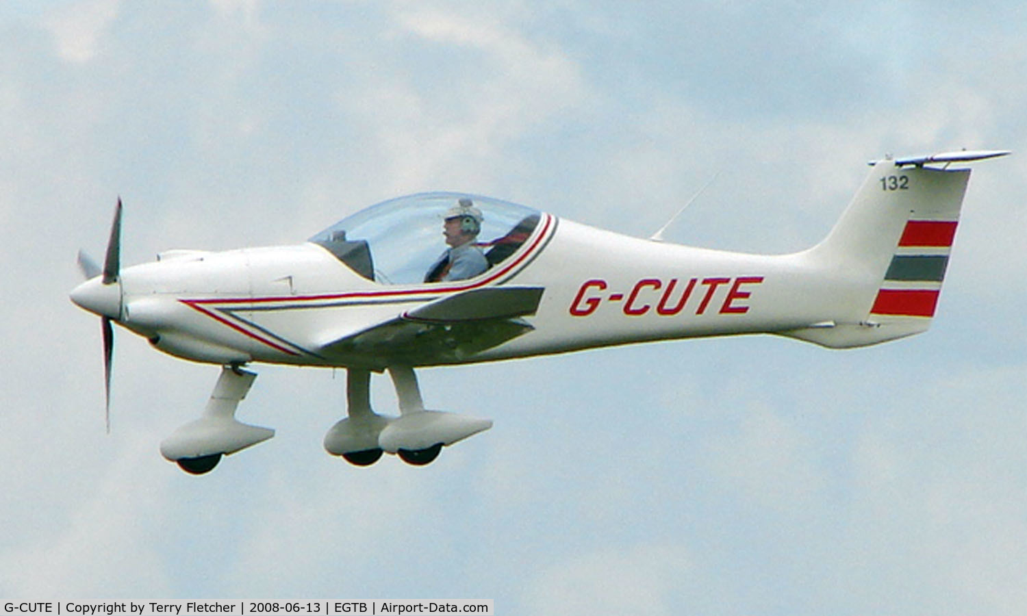 G-CUTE, 2000 Dyn'Aero MCR-01 C/N PFA 301-13511, Visitor  during  AeroExpo 2008 at Wycombe Air Park , Booker , United Kingdom