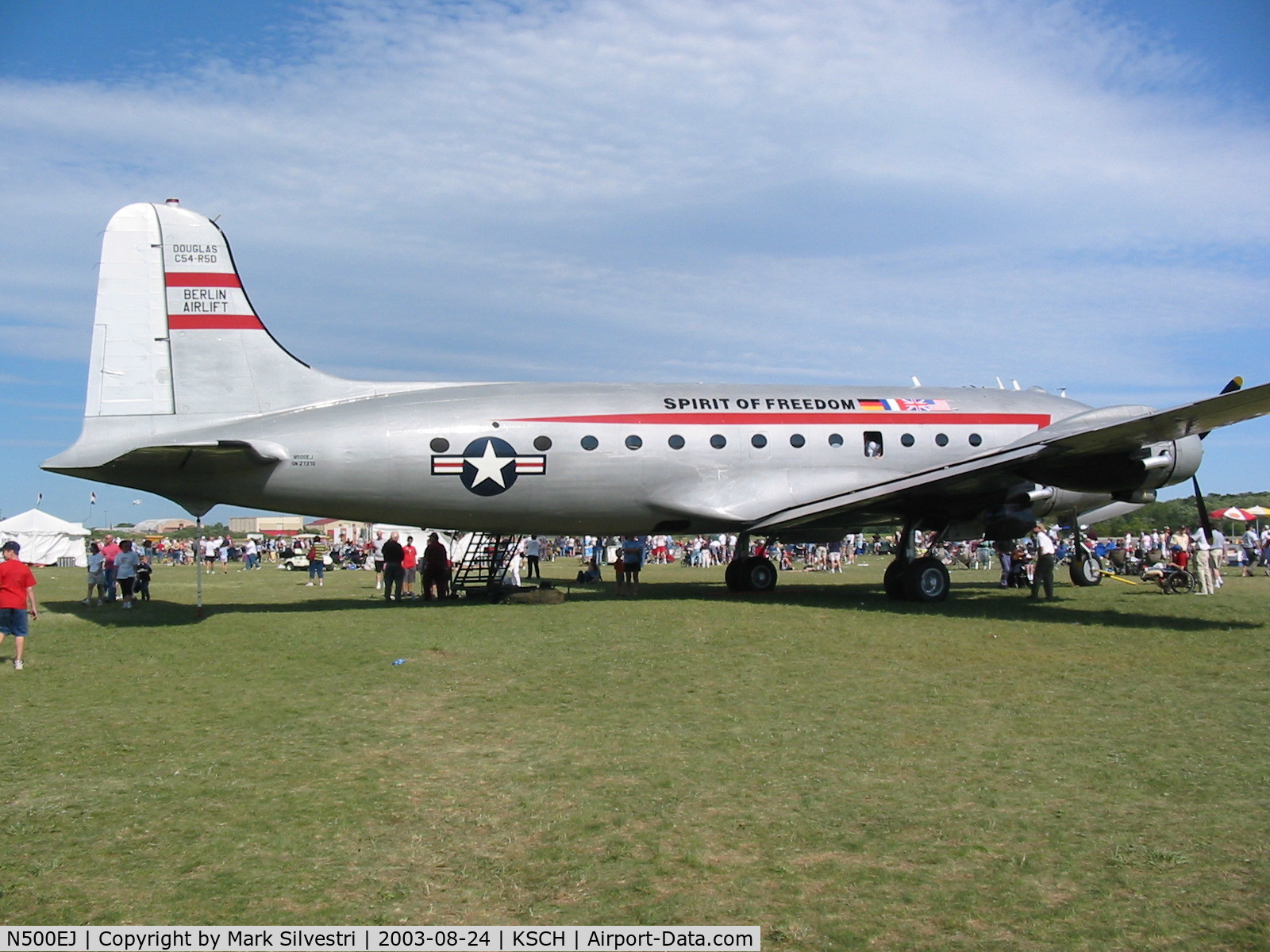 N500EJ, 1945 Douglas C-54E Skymaster (DC-4A) C/N DO316, Schenectady 2003