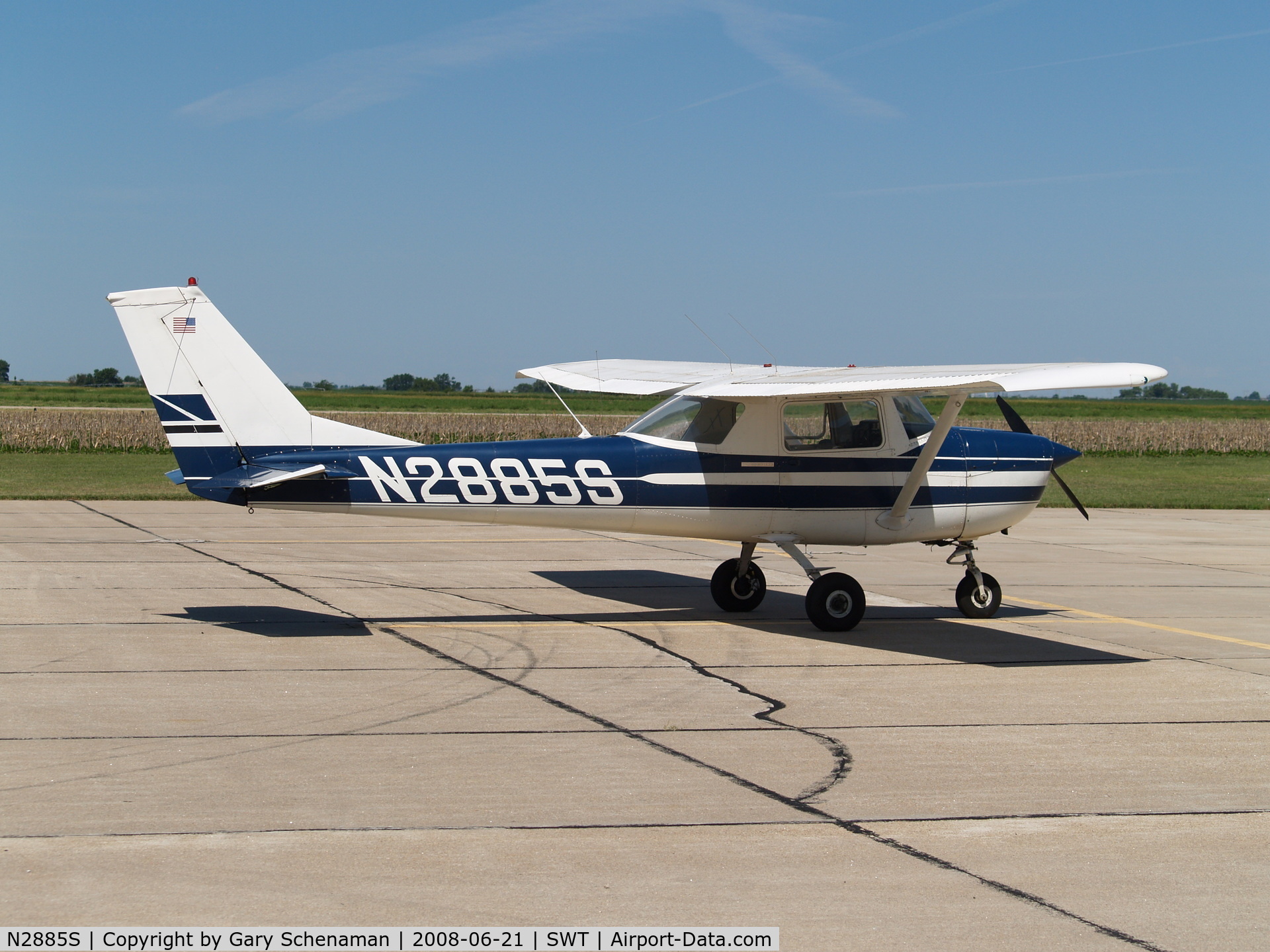 N2885S, 1967 Cessna 150G C/N 15066785, JUST LANDED
