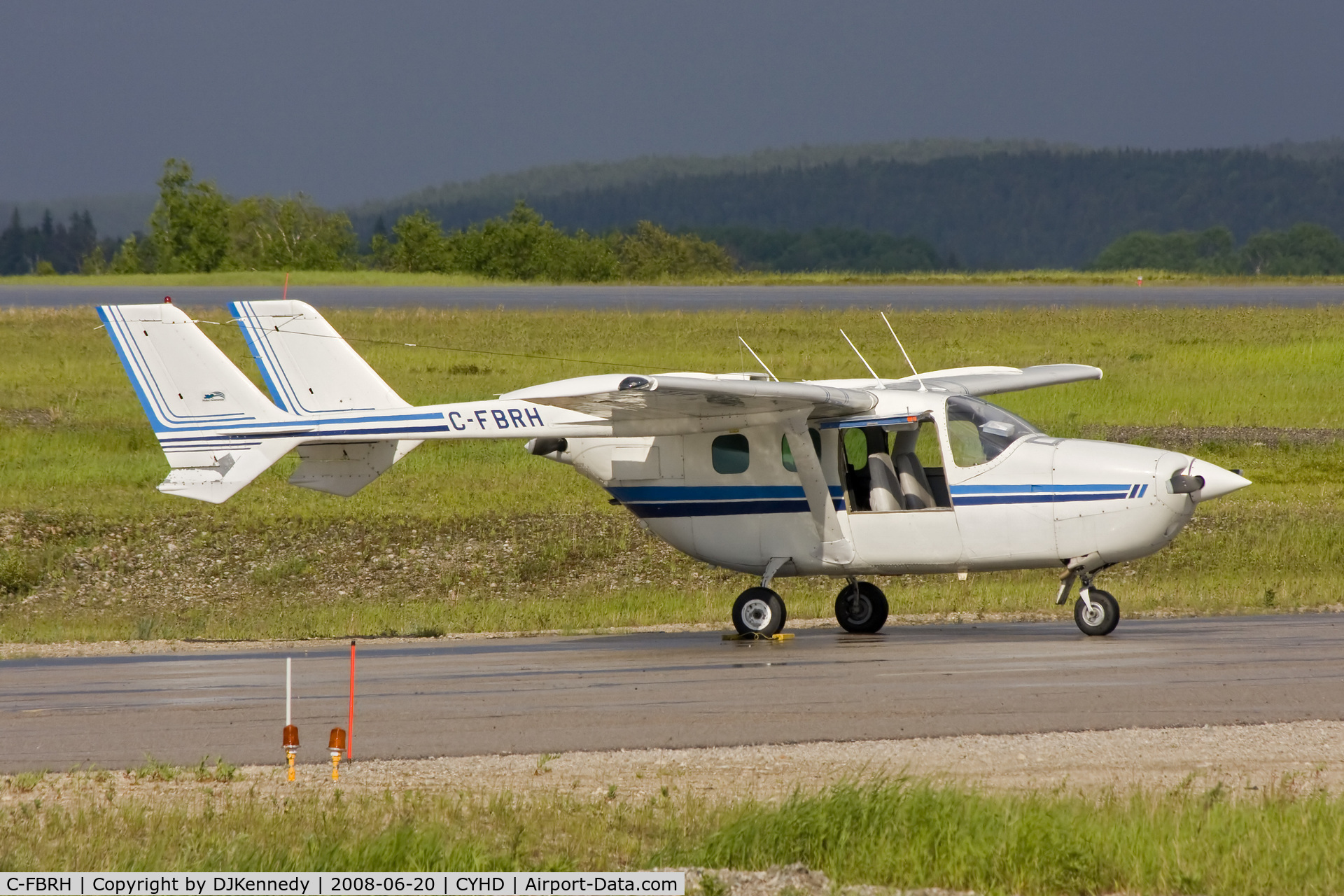 C-FBRH, Cessna 337G Super Skymaster C/N 33701662, Dryden Airport