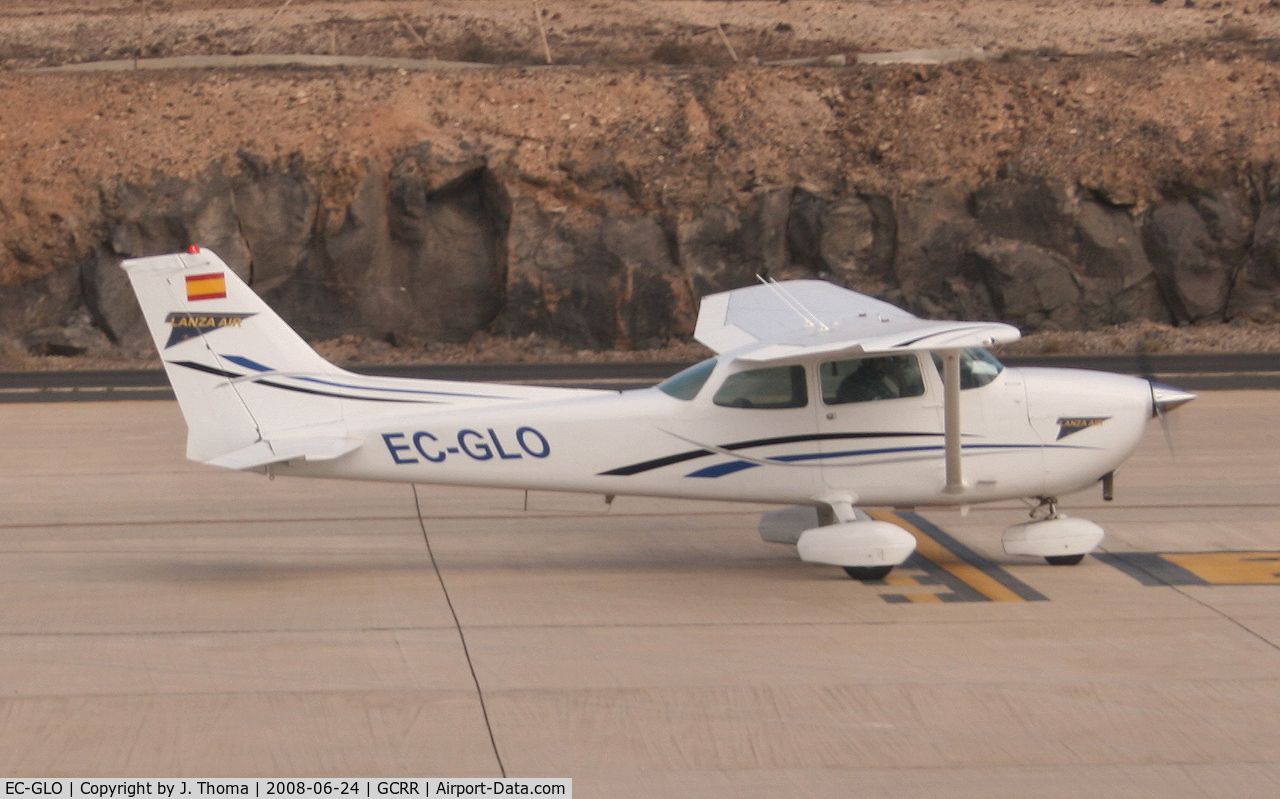 EC-GLO, 1977 Cessna 172N C/N 172-69275, Cessna 172N Skyhawk