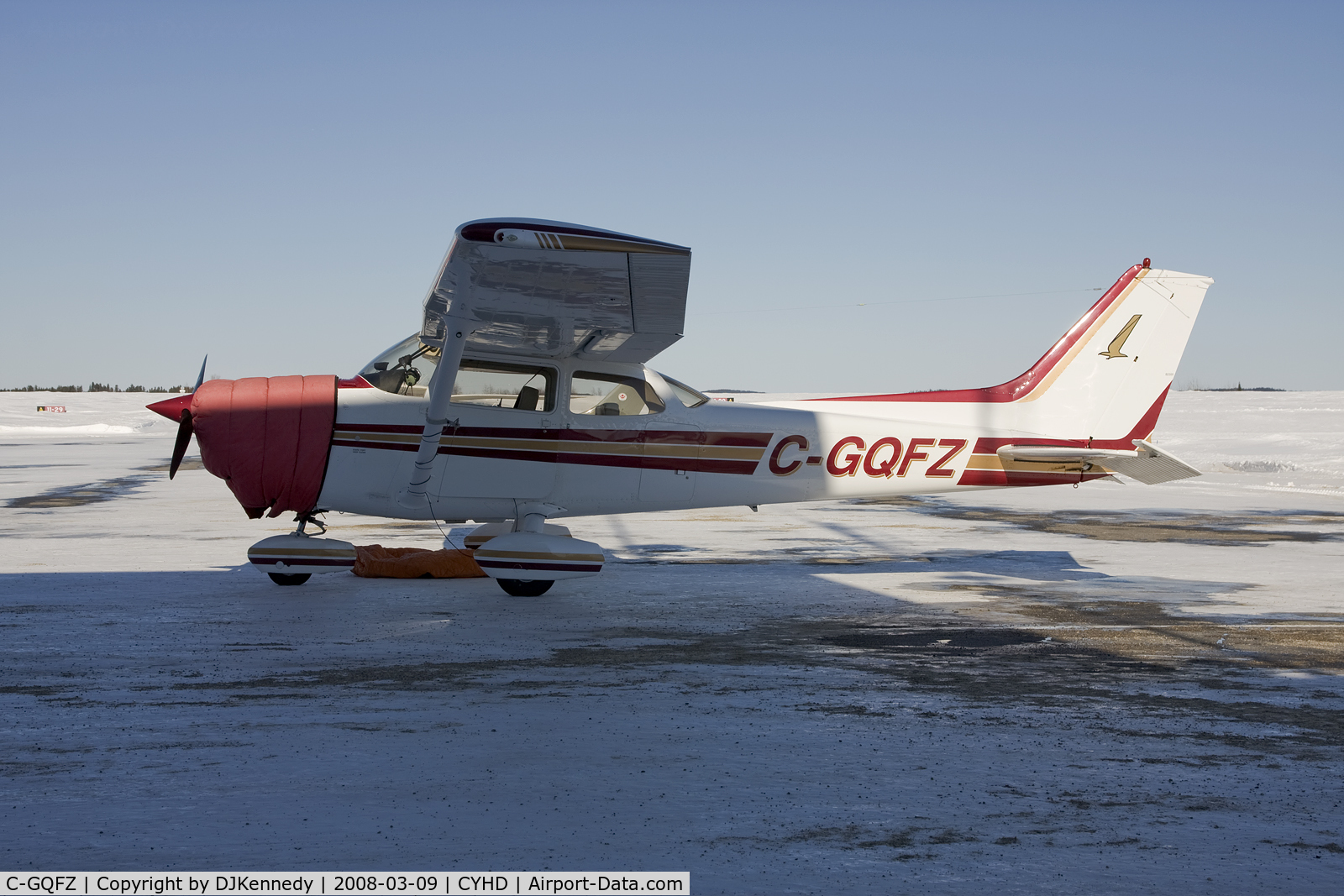 C-GQFZ, 1976 Cessna 172N C/N 17268144, Dryden Airport