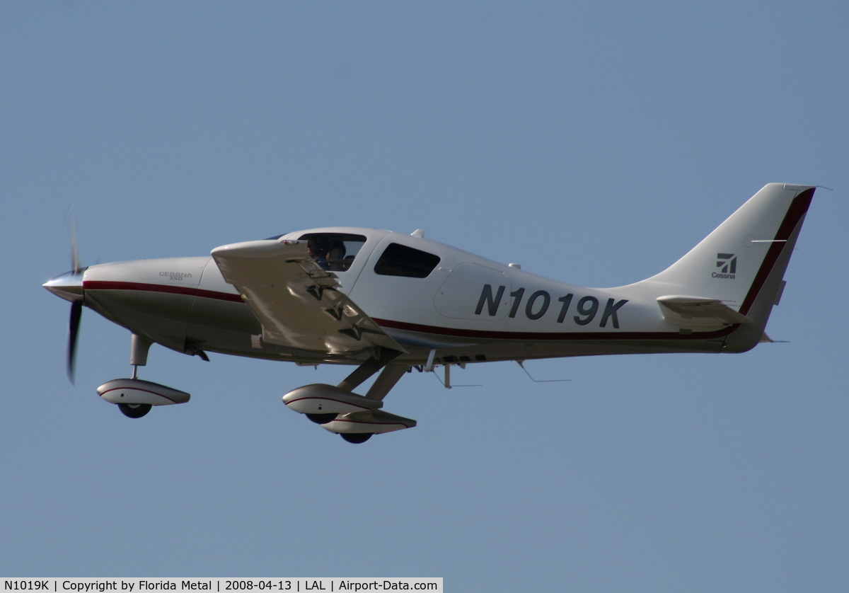 N1019K, 2008 Cessna LC42-550FG C/N 421004, Cessna 400 Columbia