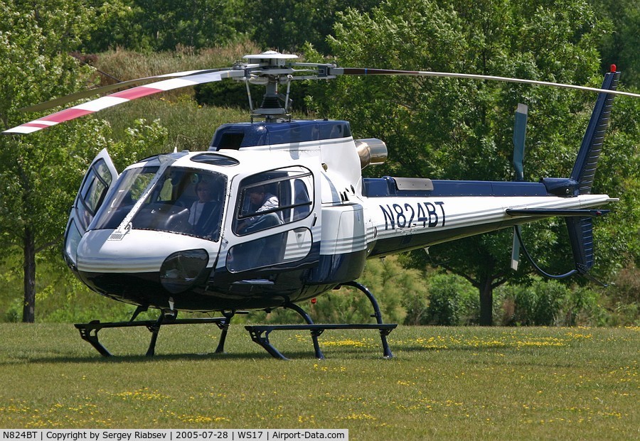 N824BT, 2000 Eurocopter AS-350B-3 Ecureuil C/N 3326, EAA AirVenture 2005