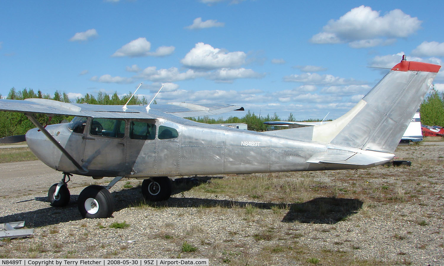 N8489T, 1959 Cessna 182C Skylane C/N 52389, Cessna 182Cat Bradley Skyranch , North Pole , AK