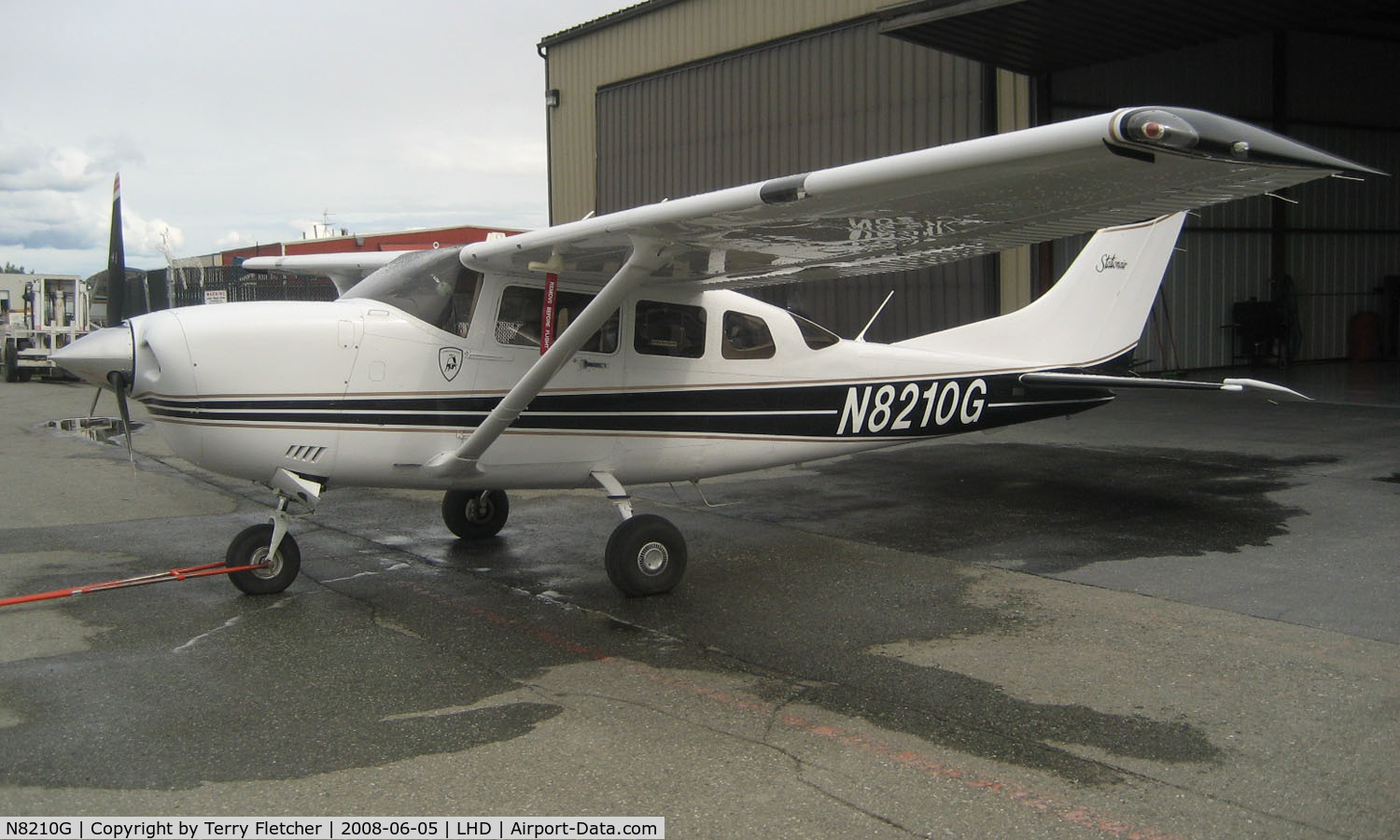 N8210G, 2004 Cessna 206H Stationair C/N 20608210, Cessna 206H at Lake Hood