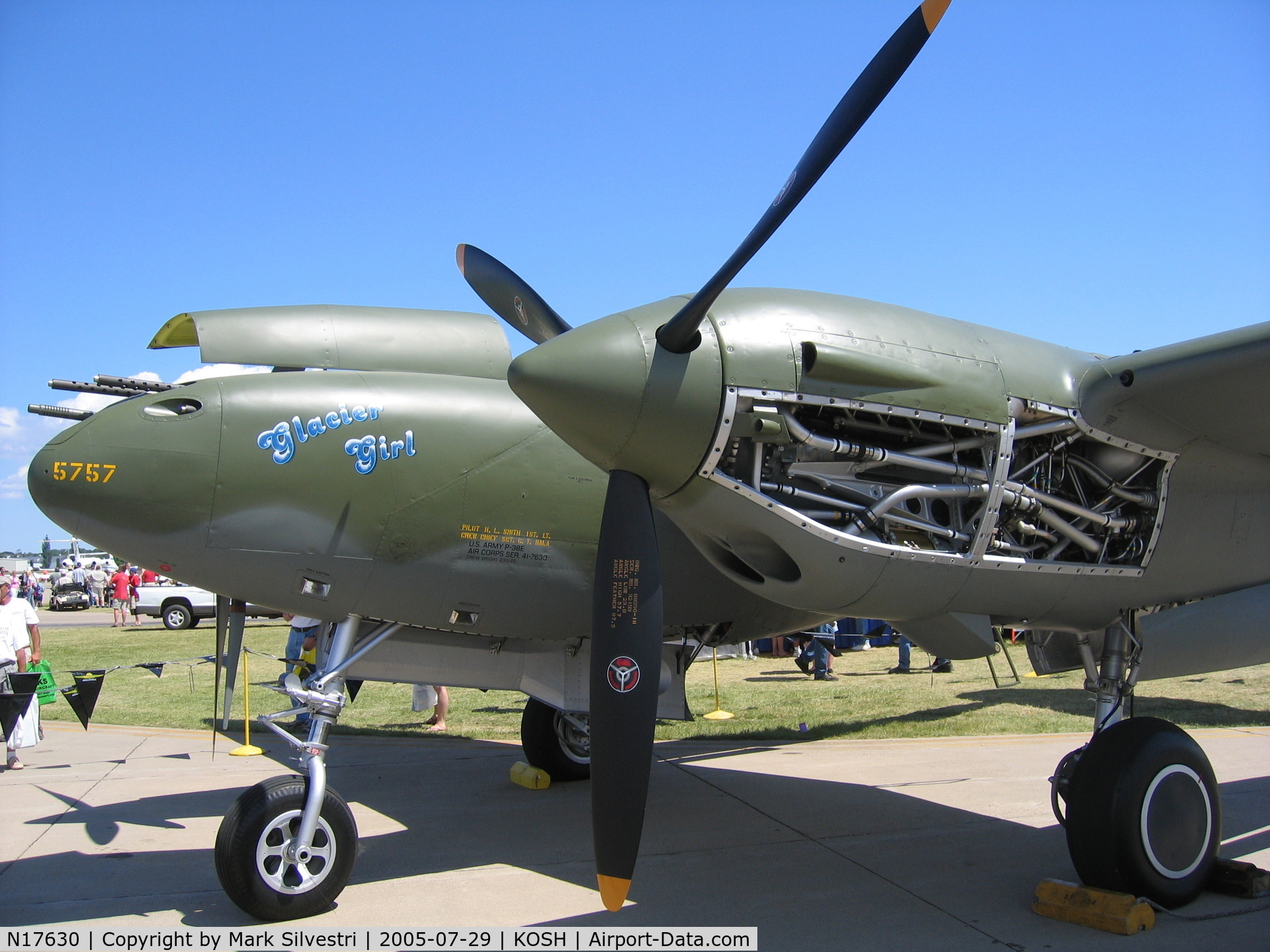 N17630, 1941 Lockheed P-38F C/N 41-7630 (222-5757), Oshkosh 2005