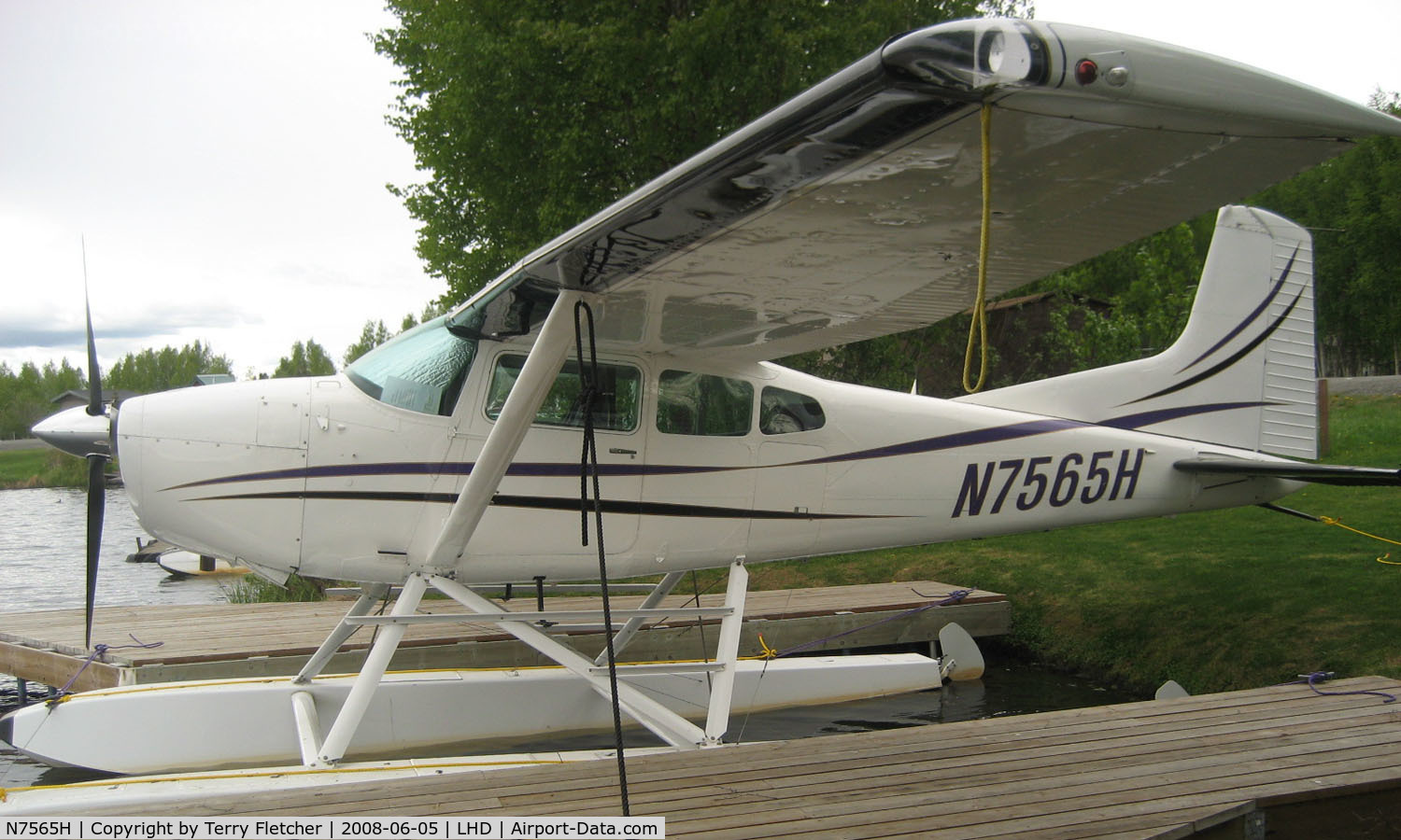 N7565H, 1977 Cessna A185F Skywagon 185 C/N 18503398, Cessna A185F at Lake Hood