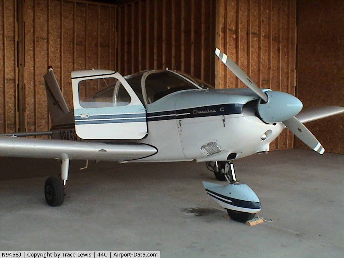 N9458J, 1966 Piper PA-28-180 Cherokee C/N 28-3571, at beloit