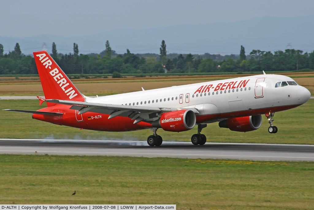D-ALTH, 2002 Airbus A320-214 C/N 1797, old new cs