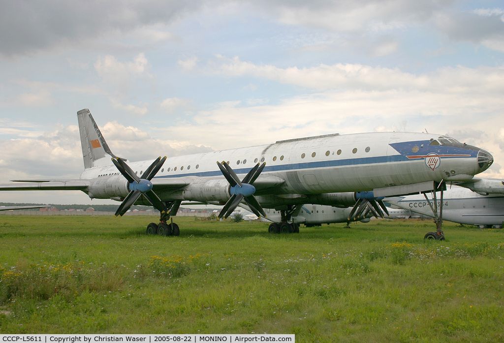 CCCP-L5611, 1957 Tupolev Tu-114 Rossiya C/N 5611, Aeroflot