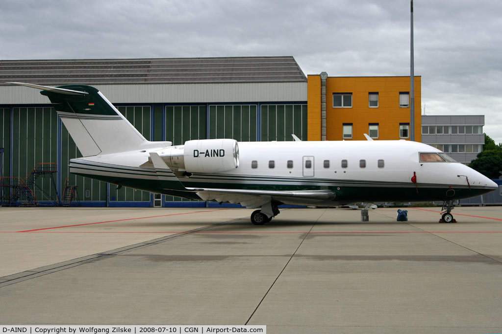 D-AIND, 2003 Bombardier Challenger 604 (CL-600-2B16) C/N 5572, visitor