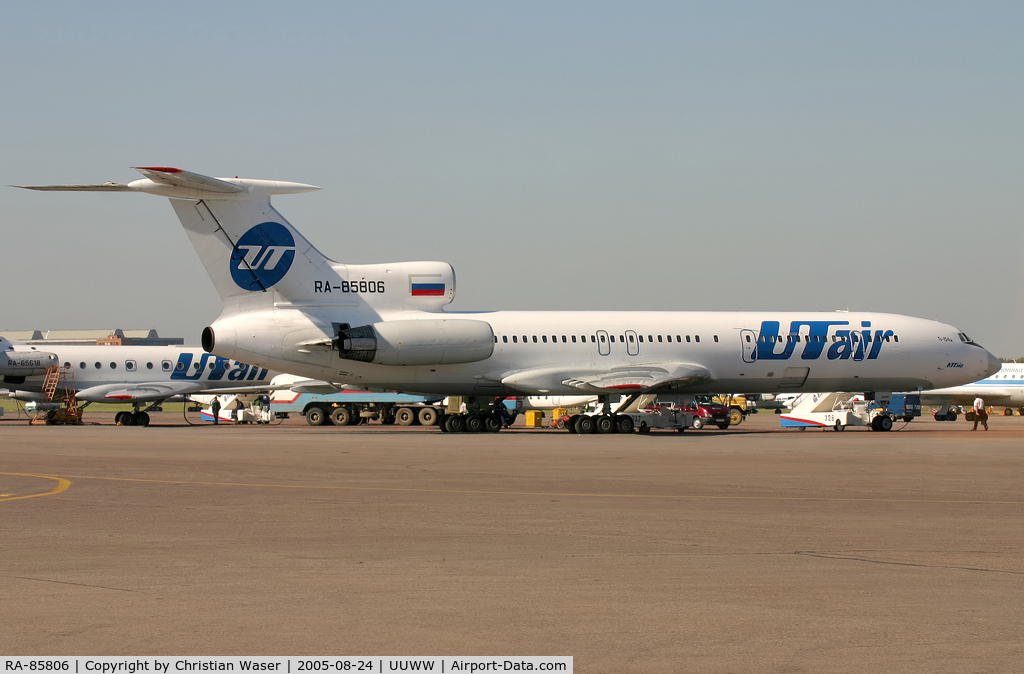 RA-85806, 1994 Tupolev Tu-154M C/N 94A987, UTair