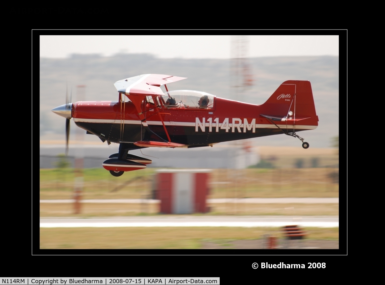 N114RM, 1999 Aviat Pitts S-2C Special C/N 6030, Touch and Go on 35L.
