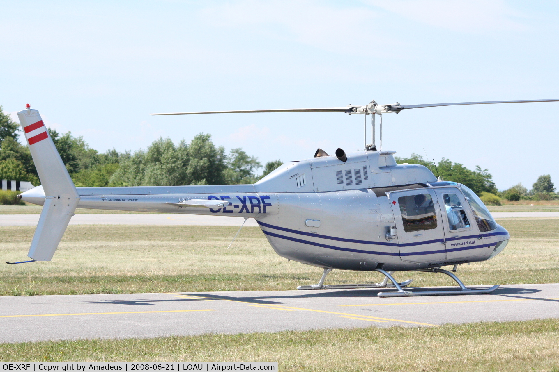 OE-XRF, Agusta AB-206A JetRanger C/N 8246, AB 206 @ Flugplatzfest Stockerau