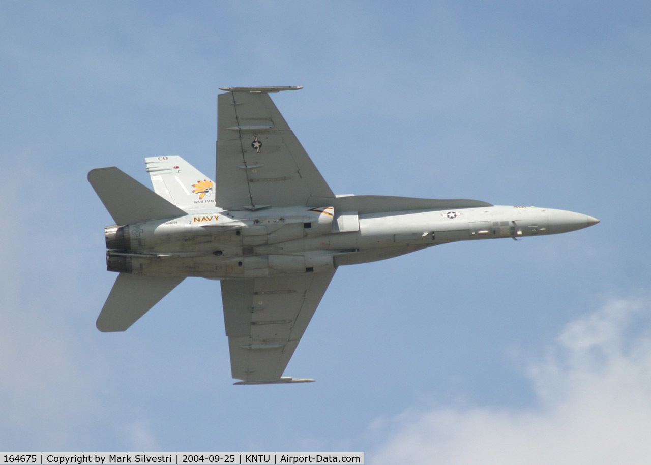 164675, McDonnell Douglas F/A-18C Hornet C/N 1105, Oceana 2004
