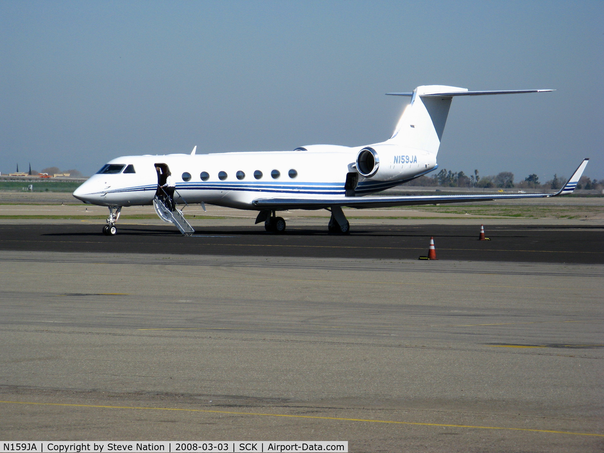N159JA, 2004 Gulfstream Aerospace GV-SP (G550) C/N 5062, E-BAY 2004 Gulfstream Aerospace GV-SP (G550) @ Stockton Muni Airport, CA