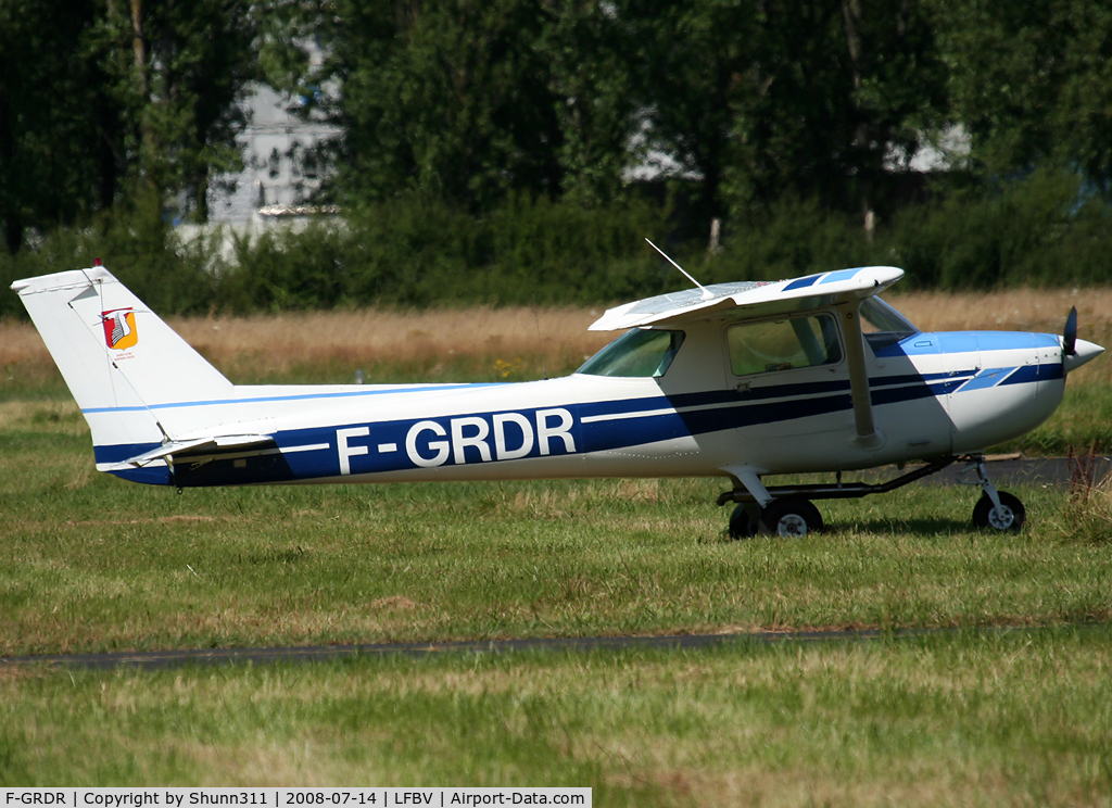 F-GRDR, Reims F150L C/N 74024, Parked here...