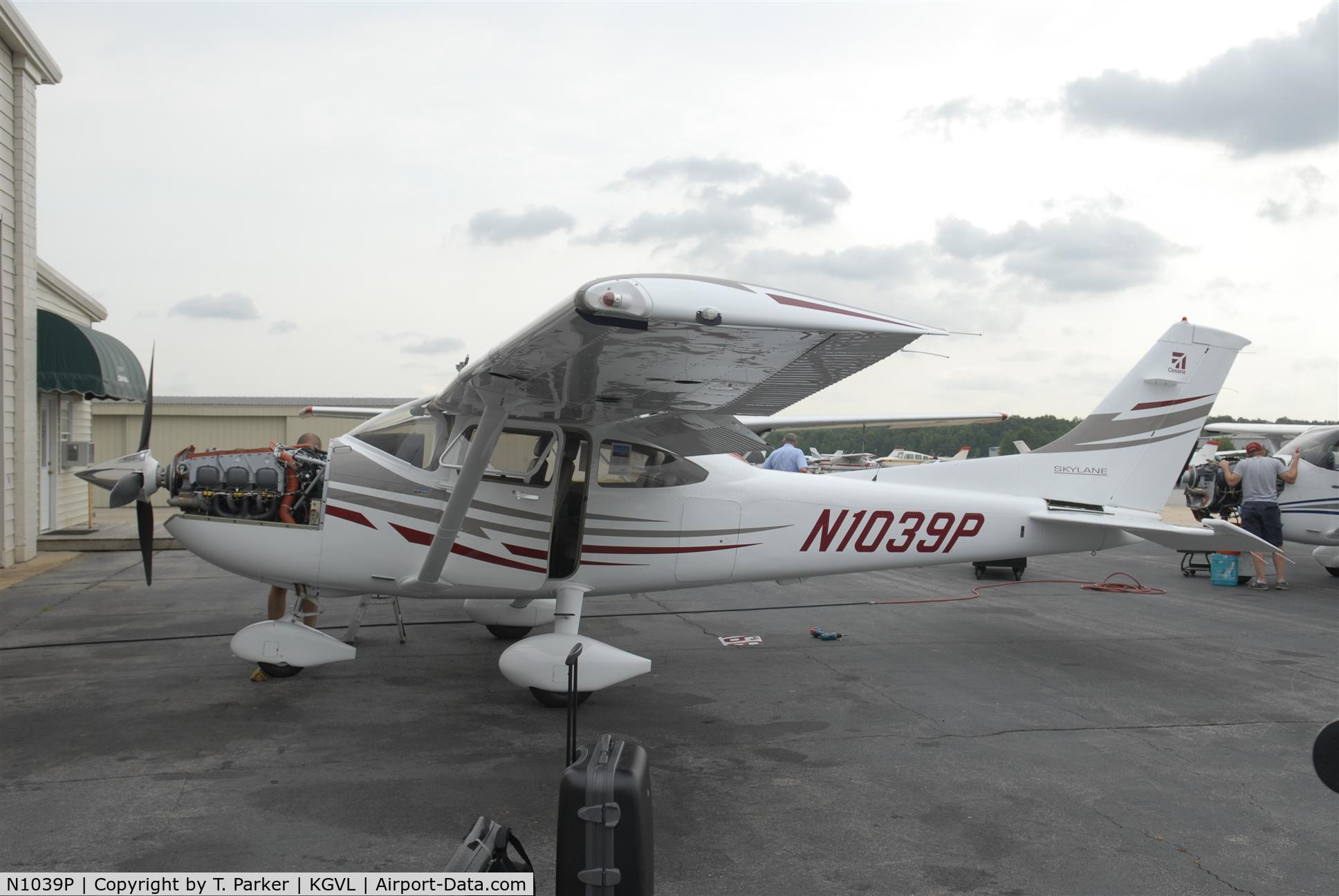 N1039P, 2005 Cessna 182T Skylane C/N 18281566, First Plane