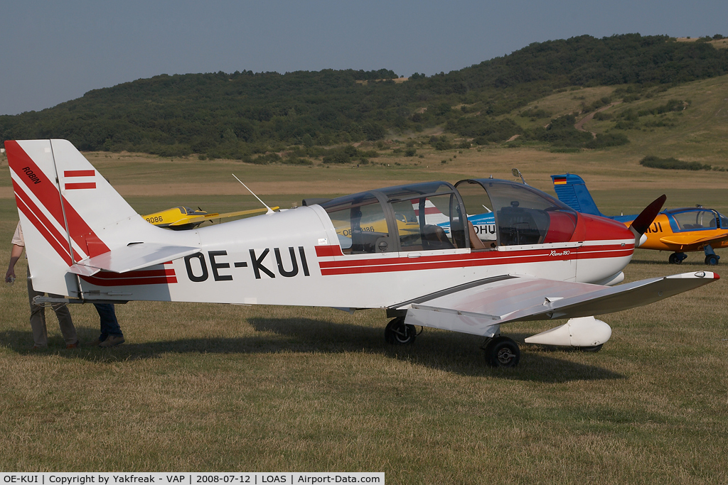 OE-KUI, Robin DR-400-180R Remorqueur Regent C/N 2059, DR400 Robin