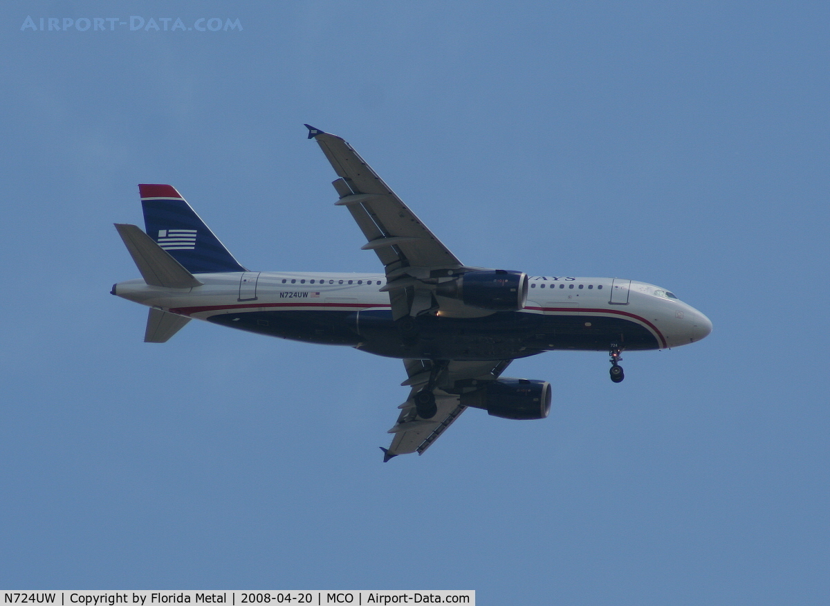 N724UW, 1999 Airbus A319-112 C/N 1122, US Airways A319 arriving from PIT