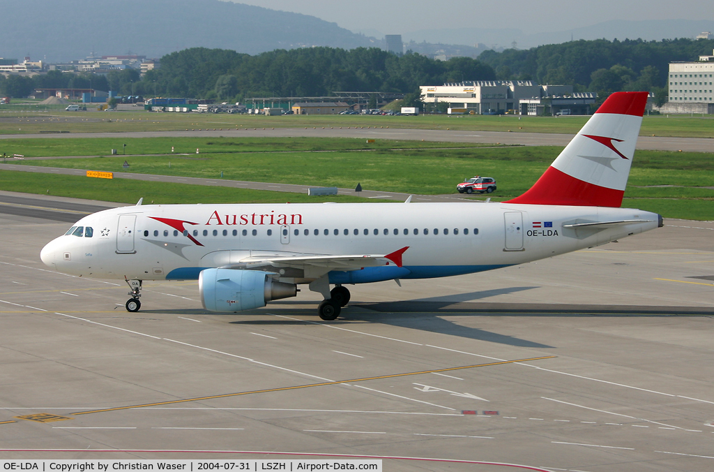 OE-LDA, 2004 Airbus A319-112 C/N 2131, Austrian